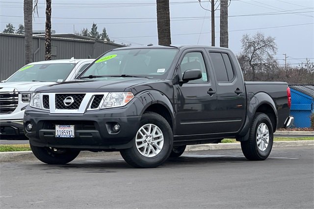 Used 2015 Nissan Frontier SV w/ SV Value Truck Package image 8