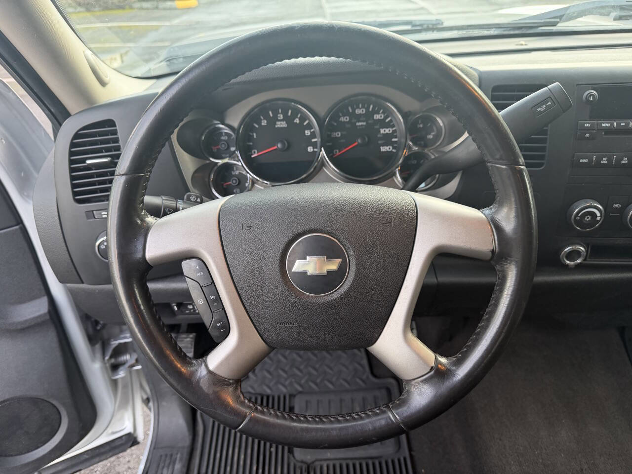 Used 2010 Chevrolet Silverado 2500 LT image 19