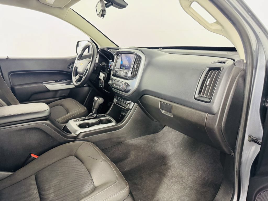 Used 2020 Chevrolet Colorado LT w/ LPO, Premium Interior Package AWD/4WD image 24