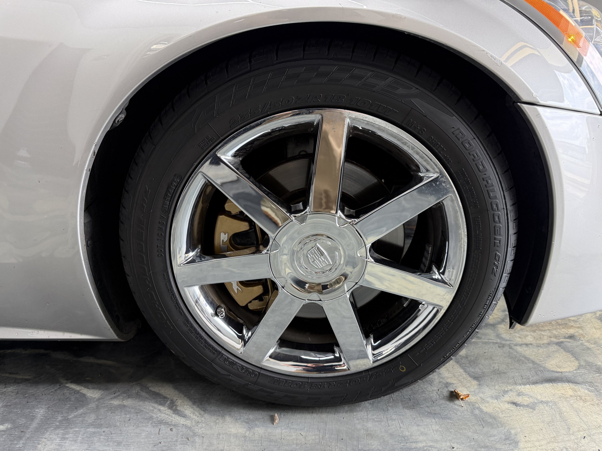 Used 2008 Cadillac XLR RWD image 29