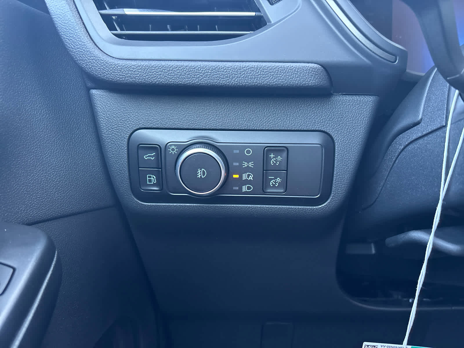 New 2025 Ford Escape SE image 16