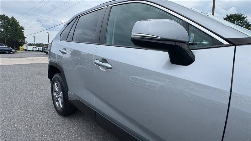 Used 2022 Toyota RAV4 XLE w/ Convenience Package AWD/4WD image 25