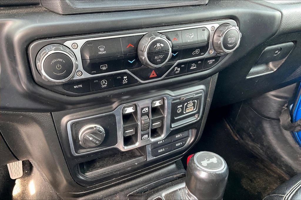 Used 2021 Jeep Wrangler Unlimited Sahara AWD/4WD image 17