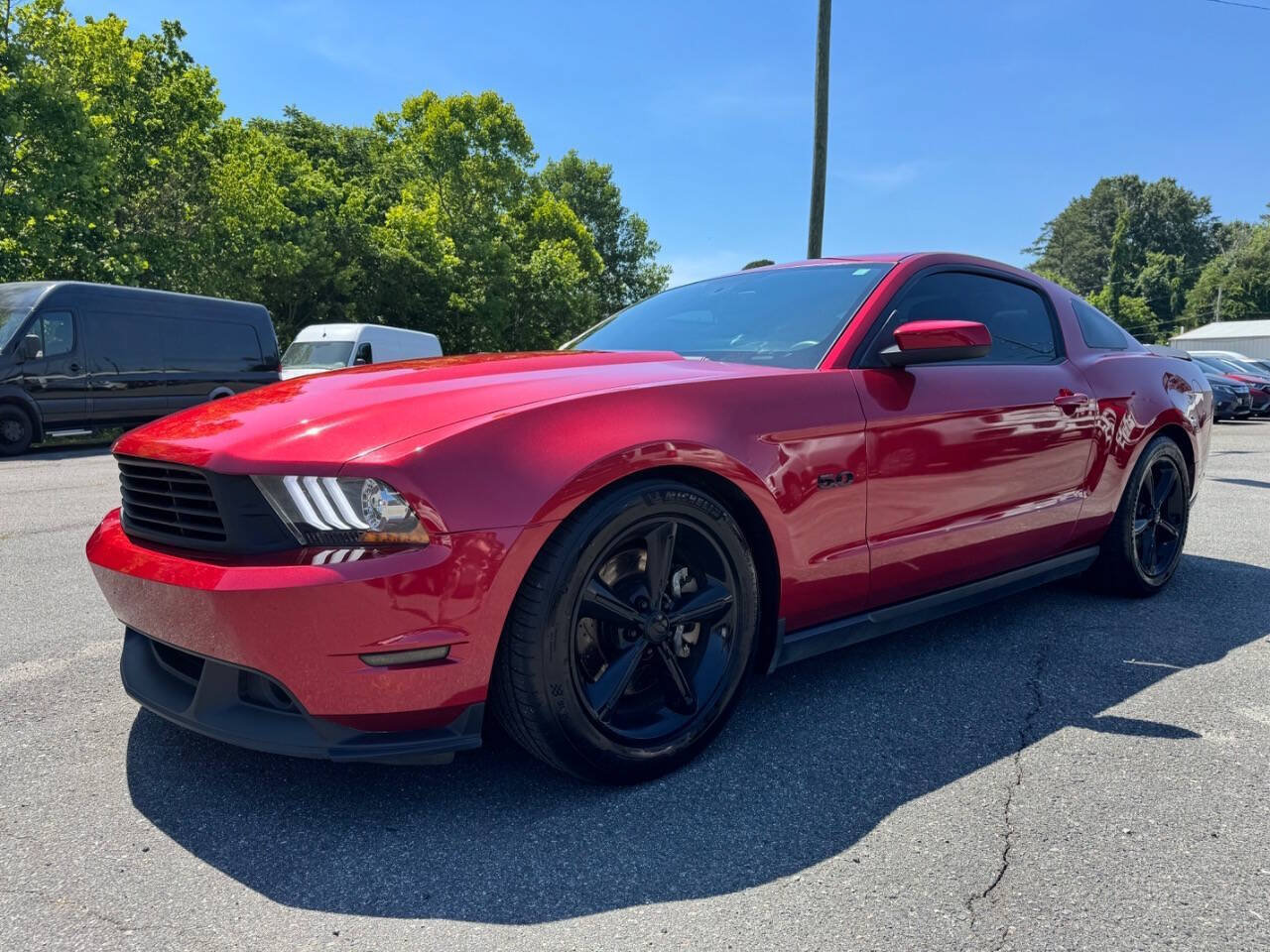 Used 2012 Ford Mustang GT Premium w/ Security Pkg RWD image 8