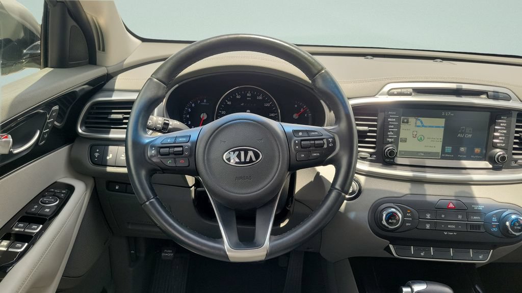 Used 2016 Kia Sorento SX AWD/4WD image 13