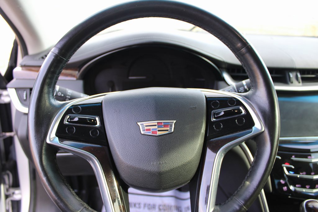 Used 2016 Cadillac XTS Luxury image 13