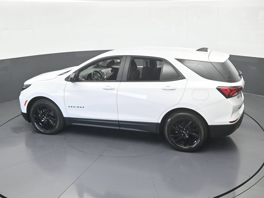 Used 2024 Chevrolet Equinox LS w/ Sport Edition FWD image 39