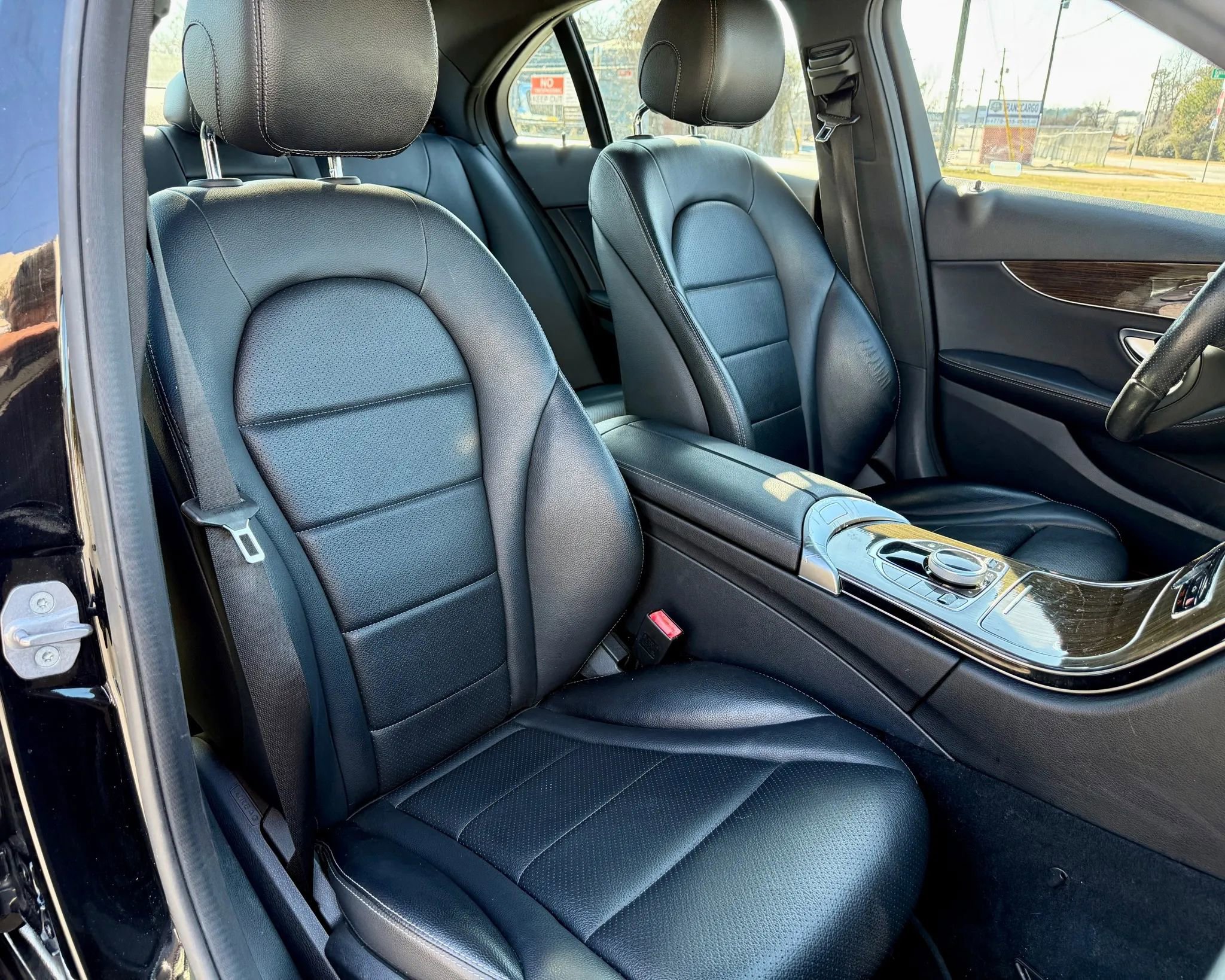 Used 2018 Mercedes-Benz C 300 Sedan w/ Premium Package image 12