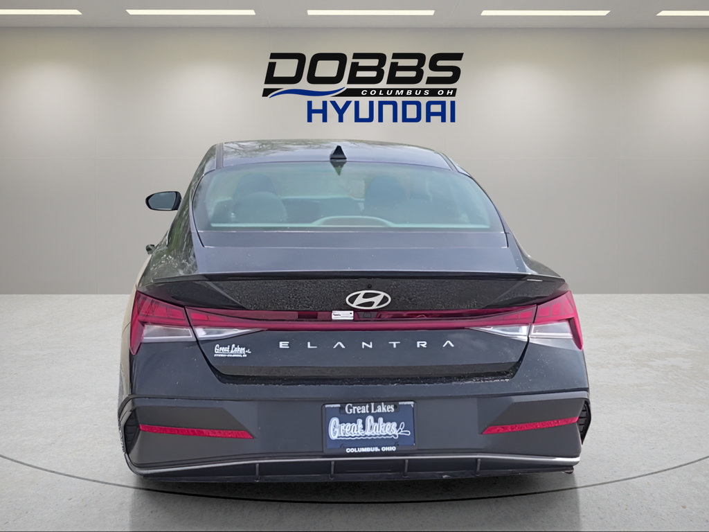 New 2026 Hyundai Elantra SEL Sport Premium FWD image 4
