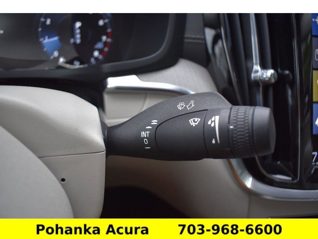 Used 2021 Volvo S60 T6 Inscription image 11