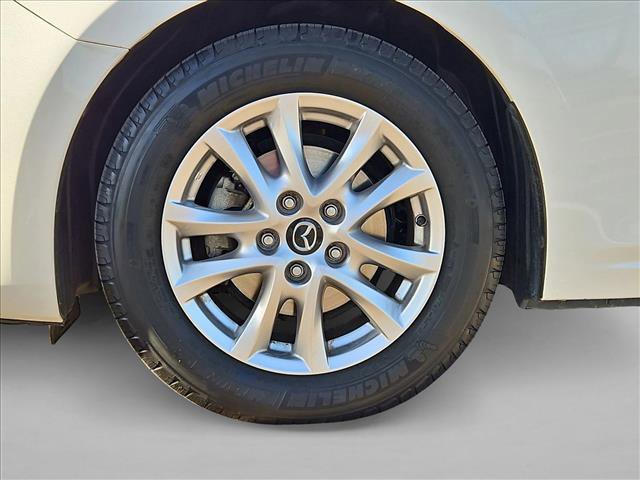 Used 2016 MAZDA MAZDA3 i Touring w/ Popular Equipment Package FWD image 24