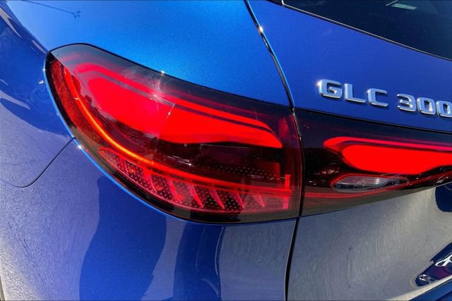 Used 2026 Mercedes-Benz GLC 300 4MATIC image 25