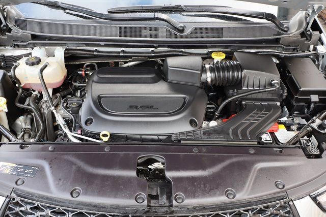 Used 2024 Chrysler Pacifica Limited w/ S Appearance Package image 56