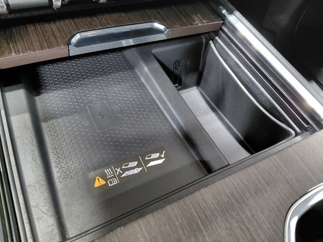 Certified 2024 GMC Acadia Denali w/ LPO, Floor Liner Package image 36