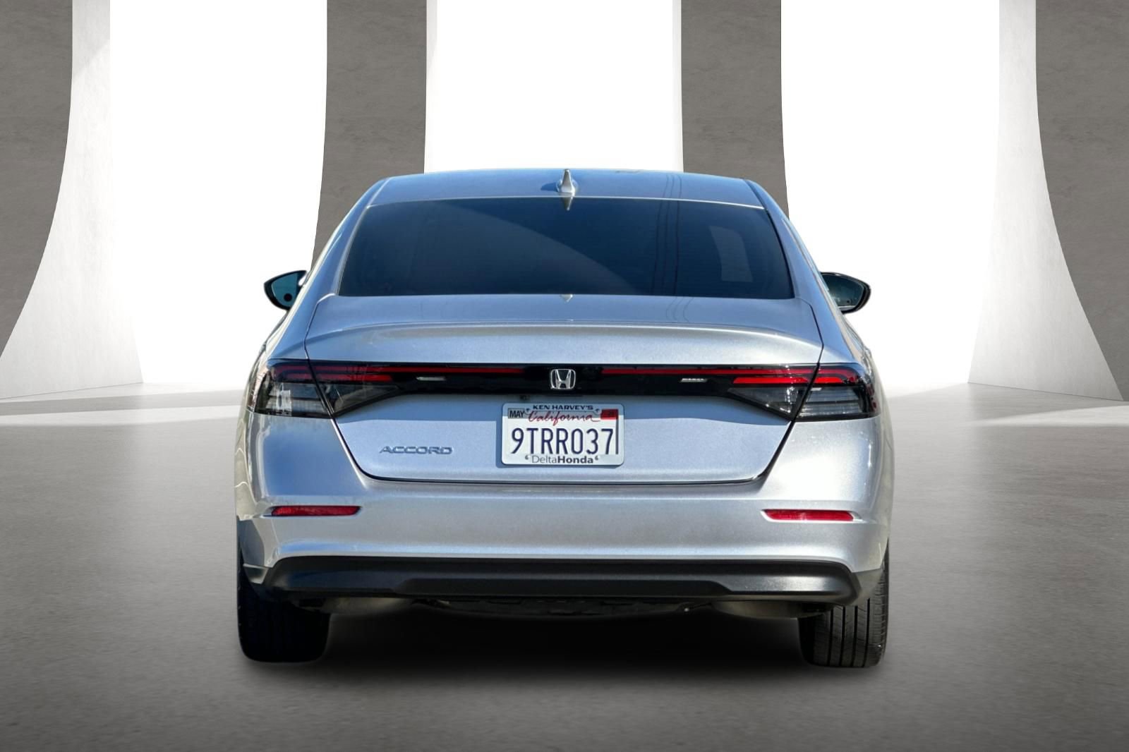 Certified 2025 Honda Accord LX image 5