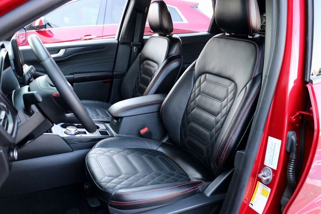 Used 2024 Ford Escape ST-Line Elite w/ Premium Technology Package image 21