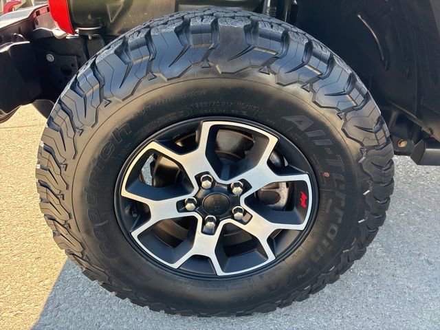 Used 2022 Jeep Wrangler Unlimited Rubicon w/ Cold Weather Group image 20