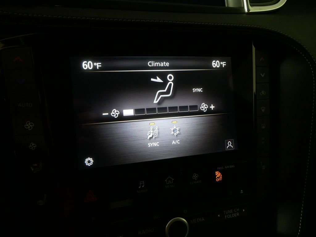 Used 2025 INFINITI QX50 Luxe AWD/4WD image 35