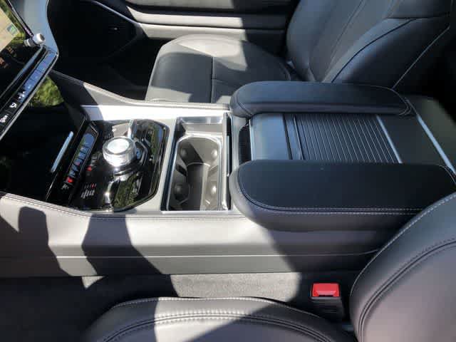 New 2026 Jeep Grand Wagoneer 4WD w/ Quick Order Packge 29V Upland image 15