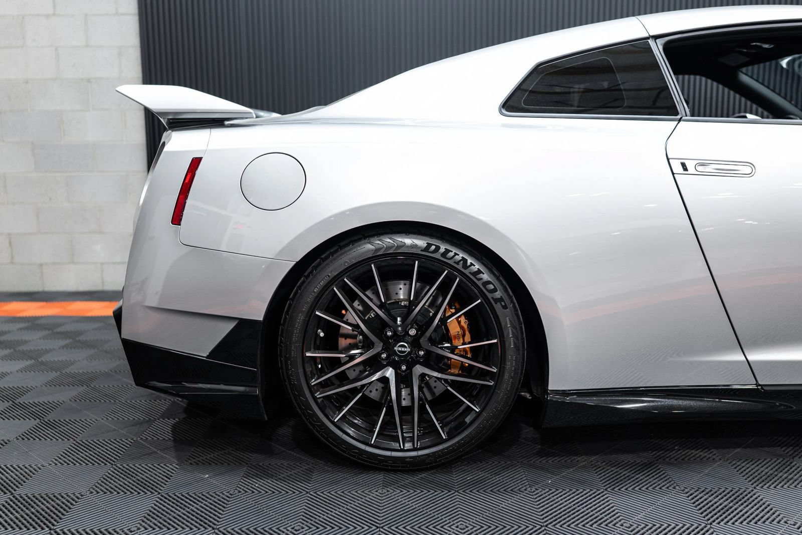 Used 2024 Nissan GT-R Premium w/ Floor Mat Package AWD/4WD image 16