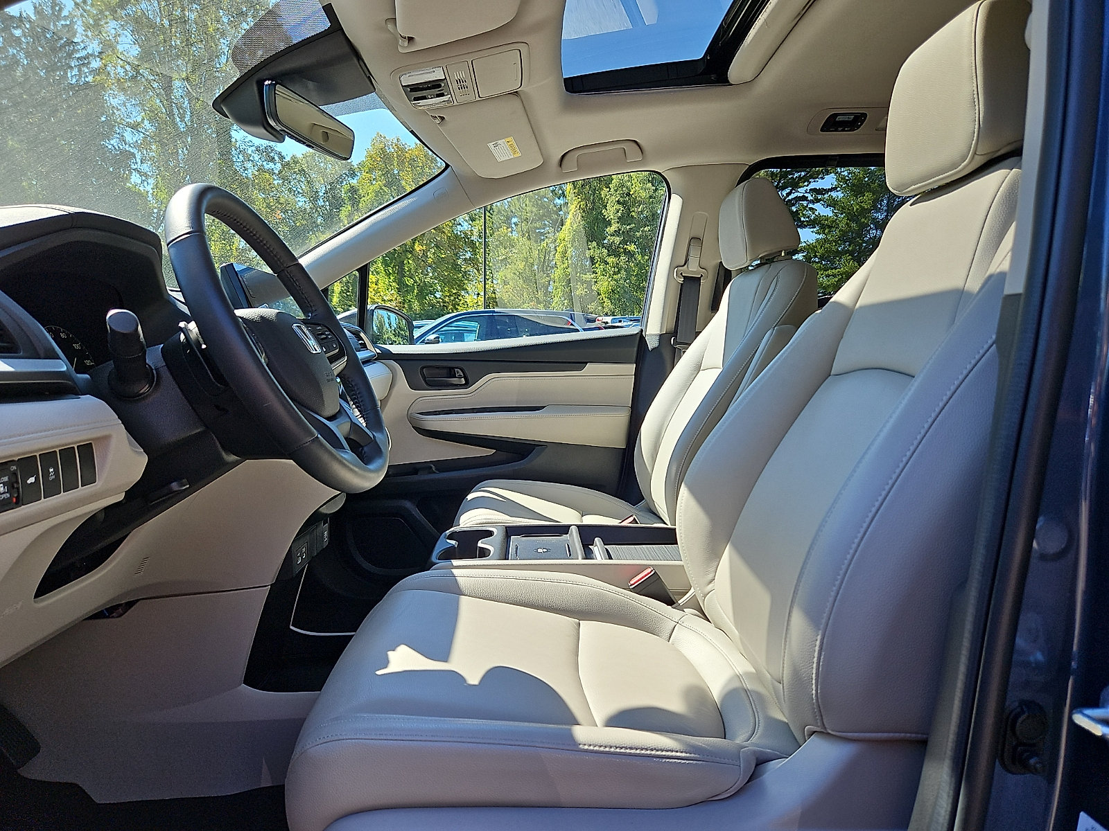 Certified 2026 Honda Odyssey EX-L image 15