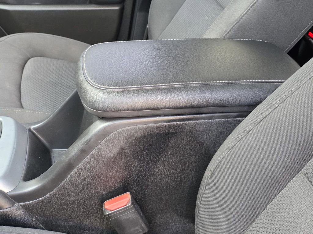 Used 2022 Chevrolet Colorado LT w/ Fleet Safety Package image 7