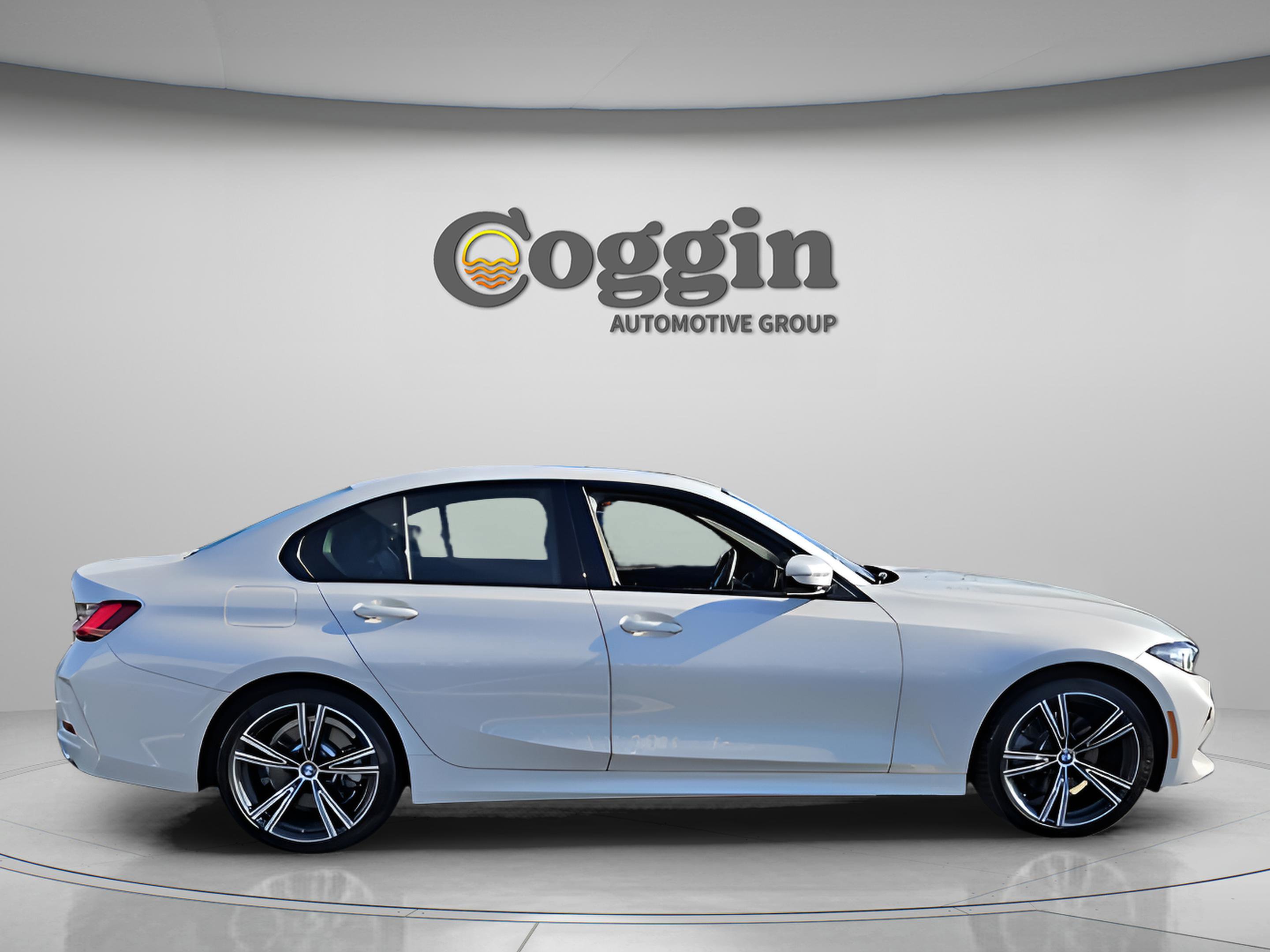 Certified 2023 BMW 330i 330i w/ Driving Assistance Package image 5