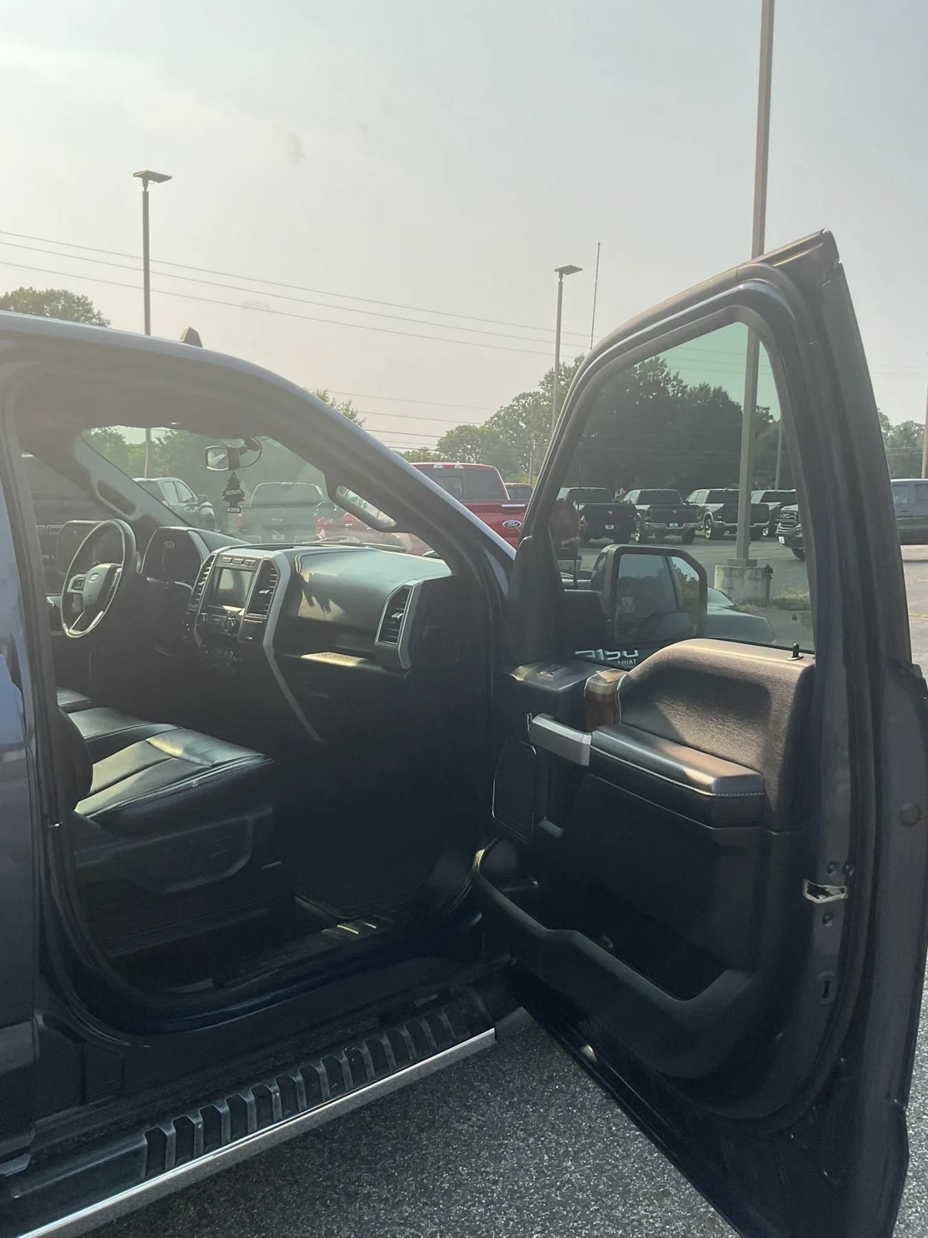 Used 2020 Ford F150 Lariat w/ Trailer Tow Package AWD/4WD image 39