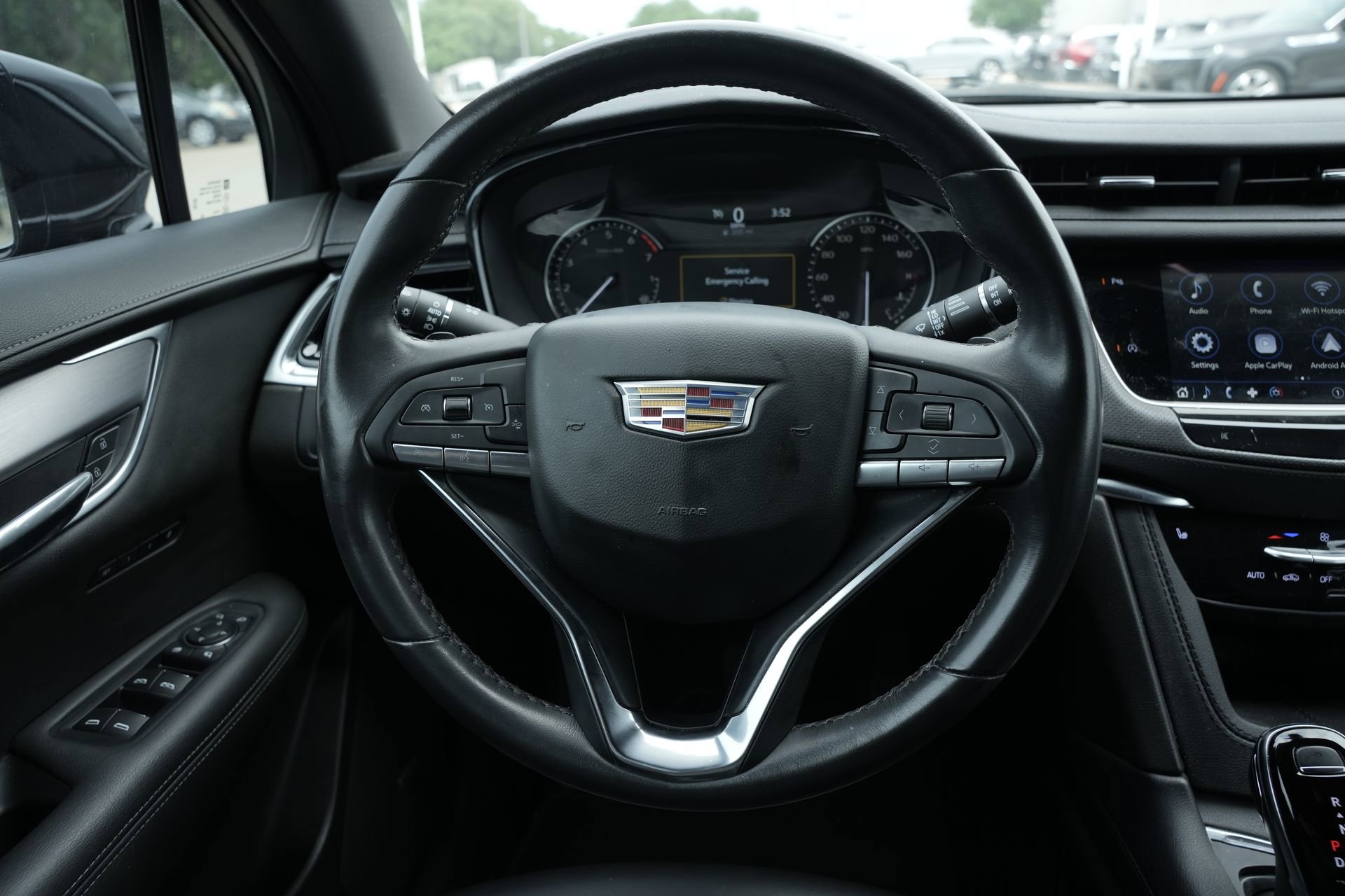 Used 2024 Cadillac XT6 Luxury FWD image 10