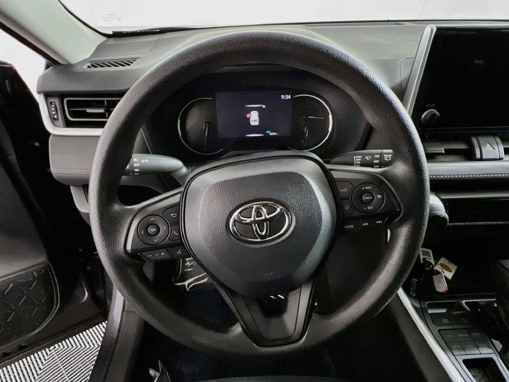 Certified 2025 Toyota RAV4 LE AWD/4WD image 10