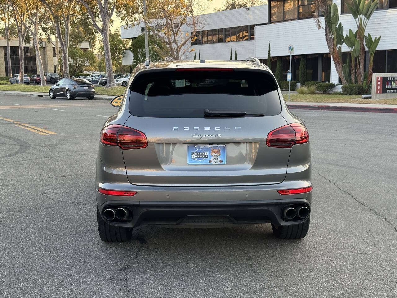 Used 2017 Porsche Cayenne S AWD/4WD image 4