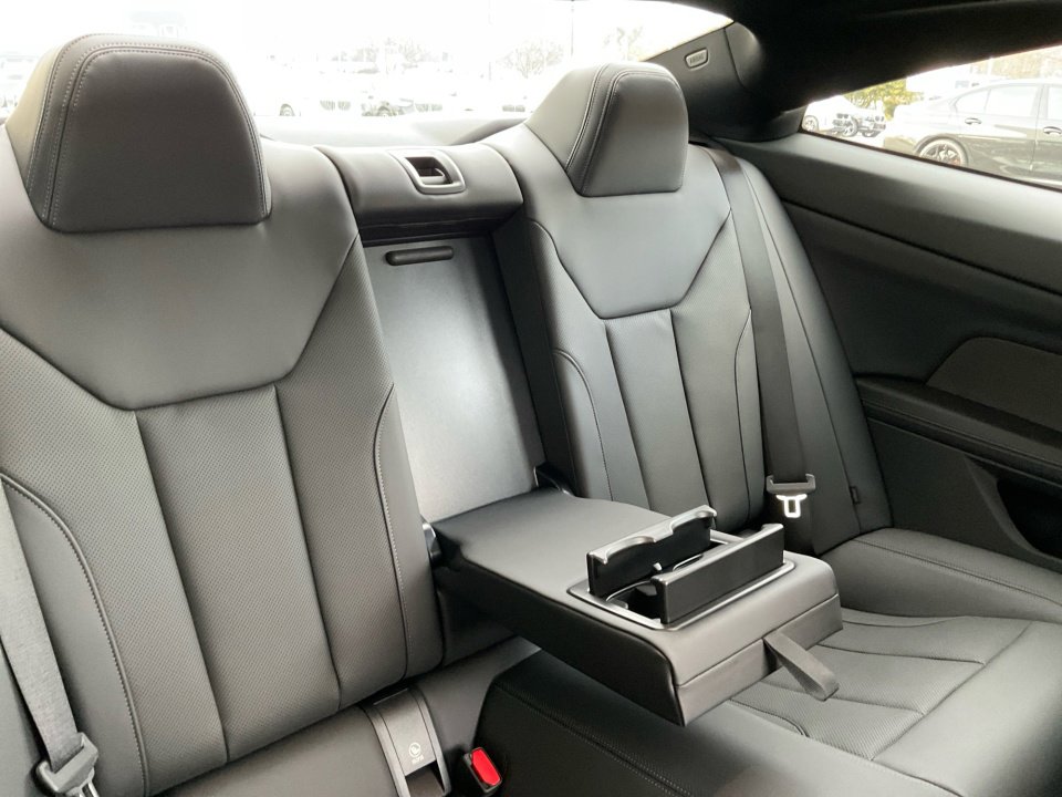New 2026 BMW M440i Coupe RWD image 29
