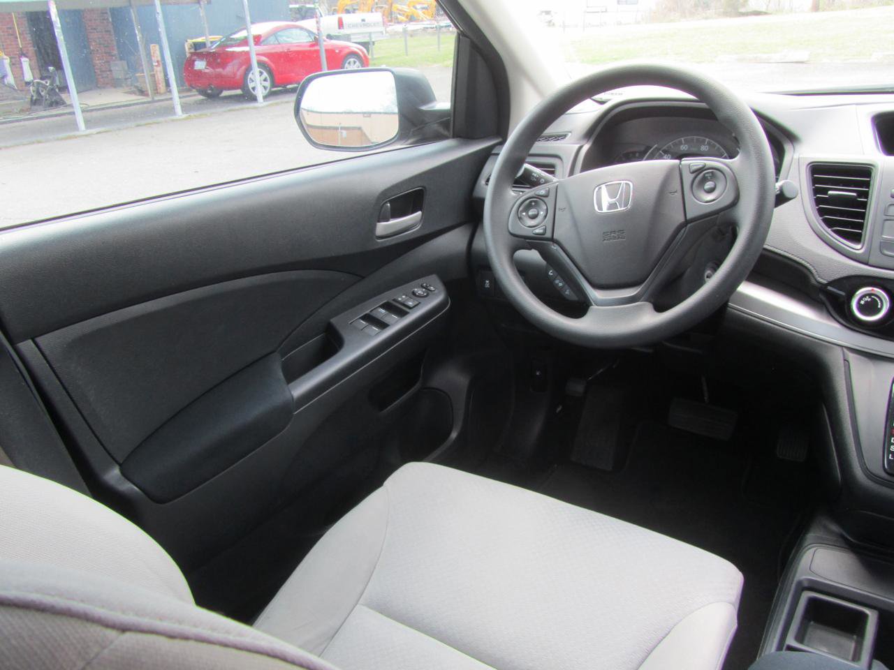 Used 2016 Honda CR-V LX image 12
