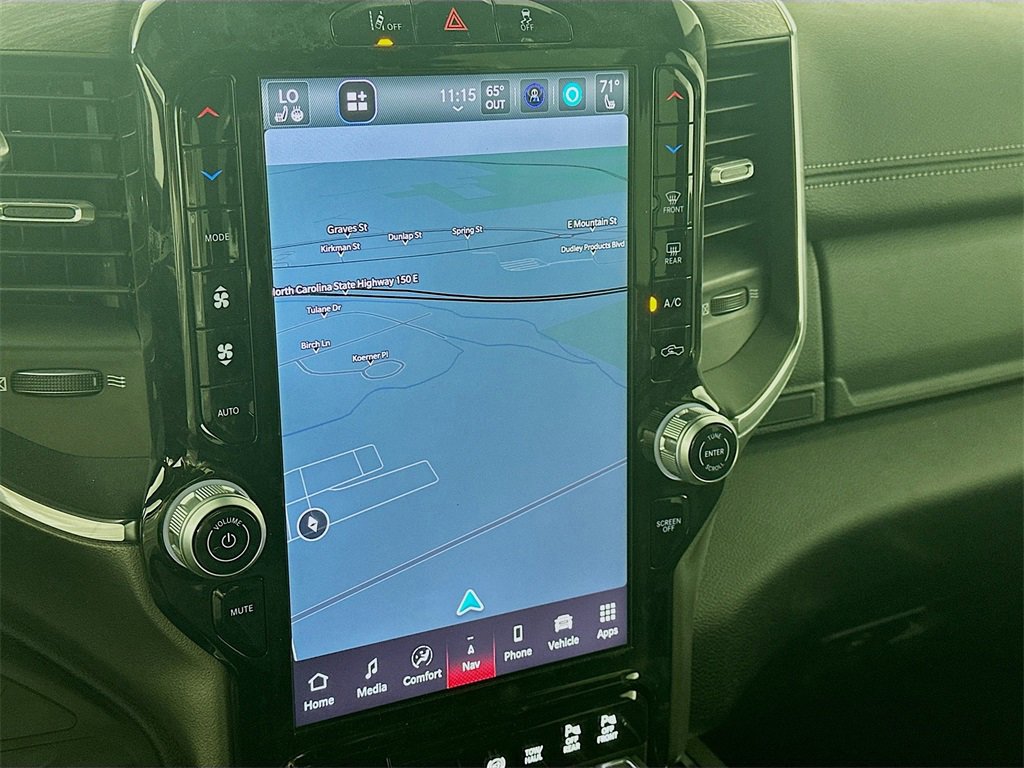 New 2025 RAM 3500 Laramie image 15