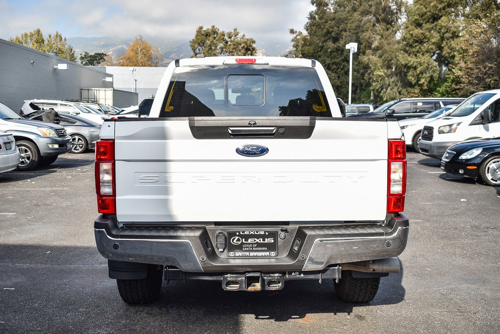 Used 2022 Ford F350 Lariat w/ FX4 Off-Road Package image 5