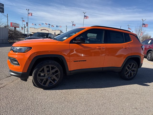 New 2026 Jeep Compass Latitude AWD/4WD image 3
