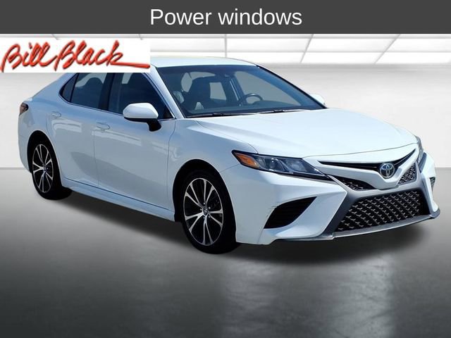 Used 2018 Toyota Camry SE image 6