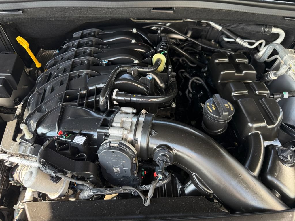 Used 2025 Dodge Durango GT AWD/4WD image 20