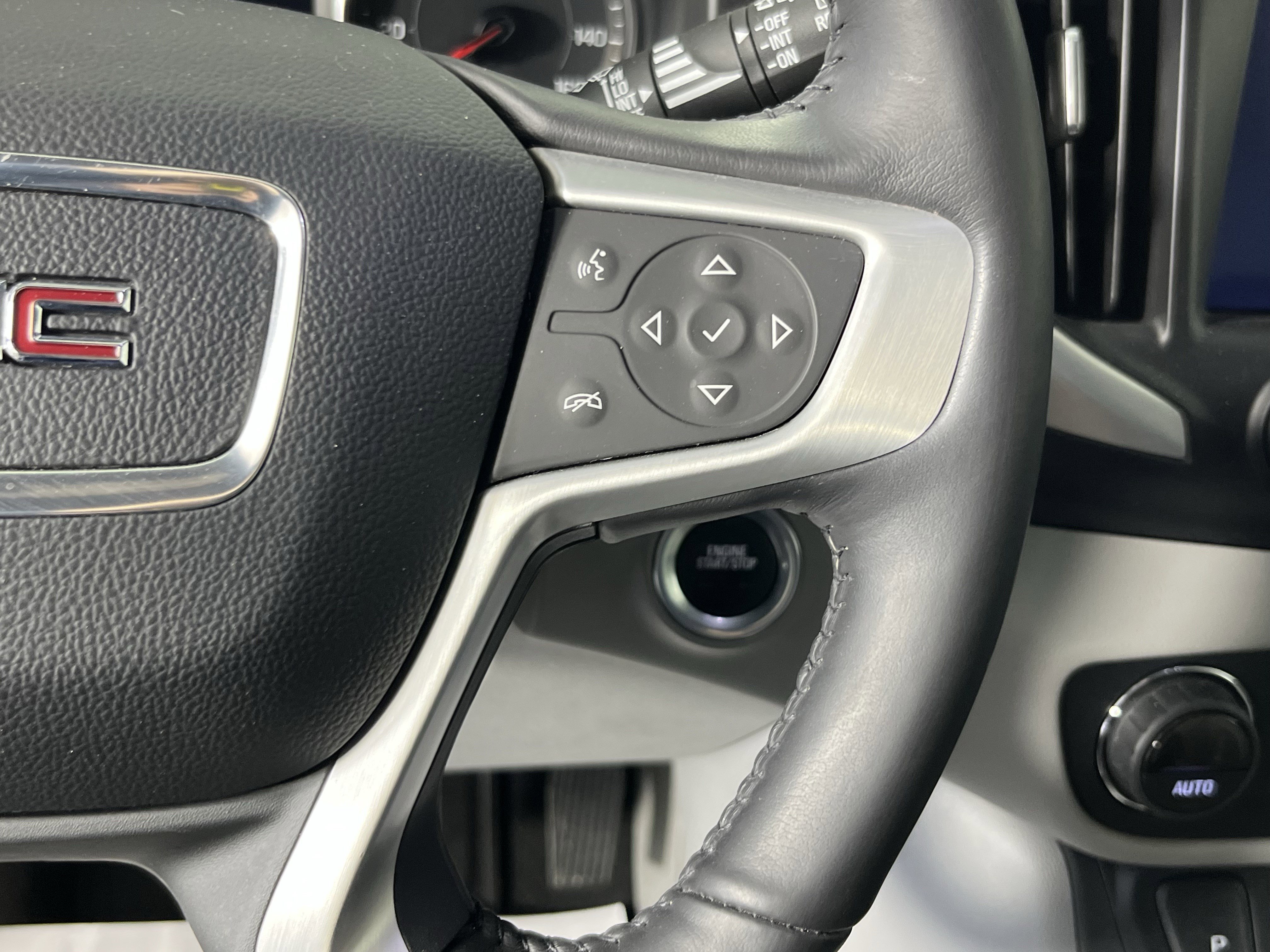 Used 2019 GMC Terrain SLT w/ Preferred Package AWD/4WD image 20