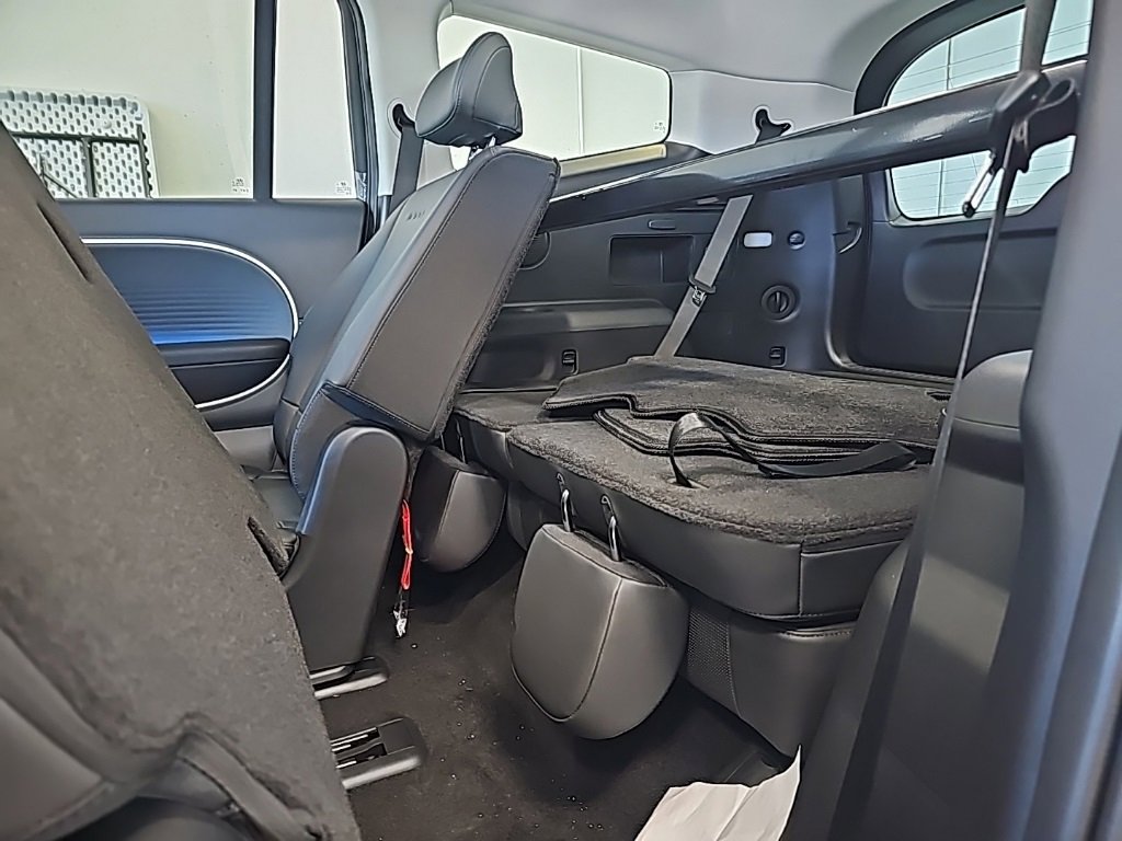 New 2026 Hyundai Ioniq 9 SEL image 32