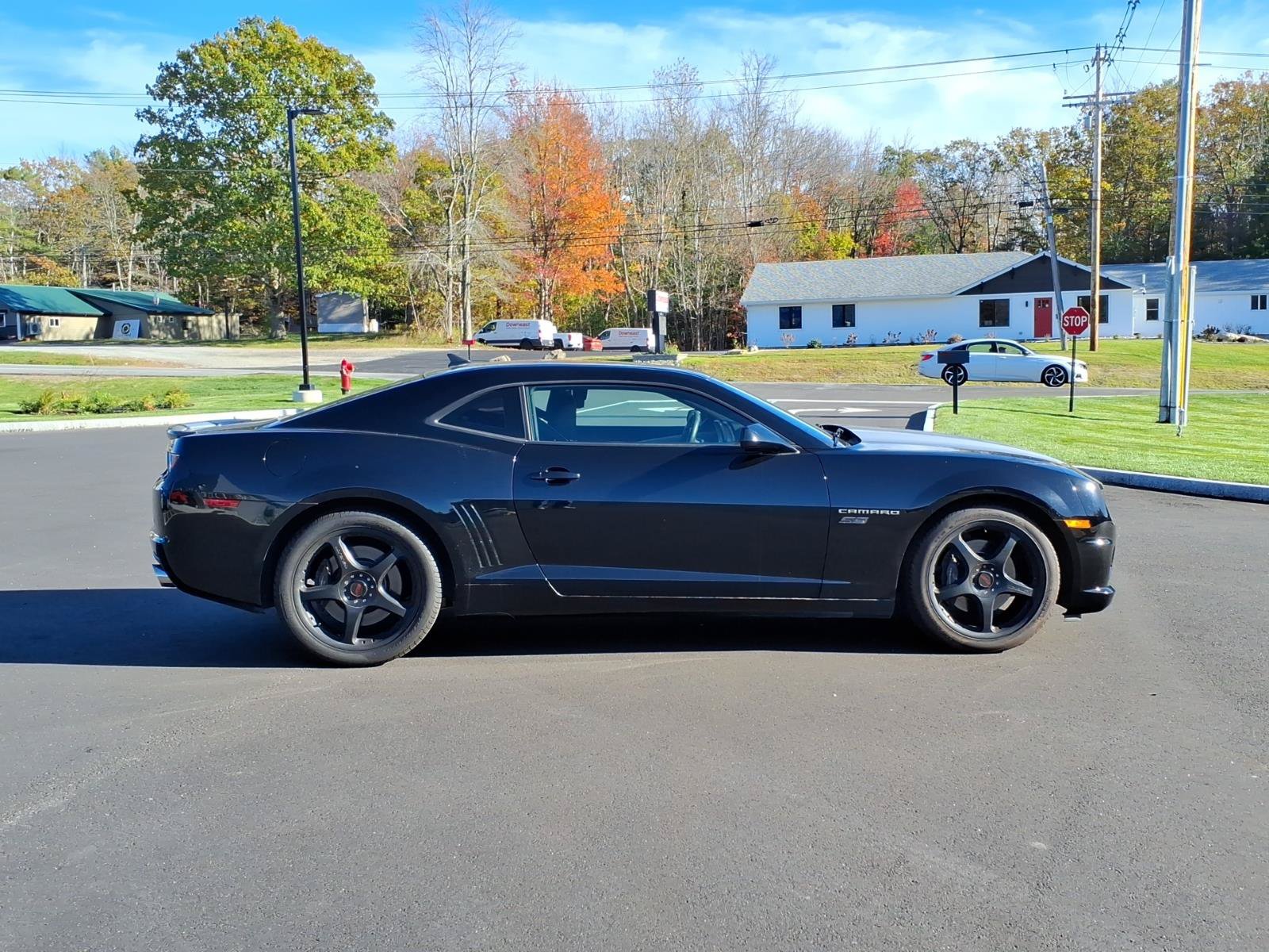 Used 2010 Chevrolet Camaro SS w/ RS Package RWD image 4