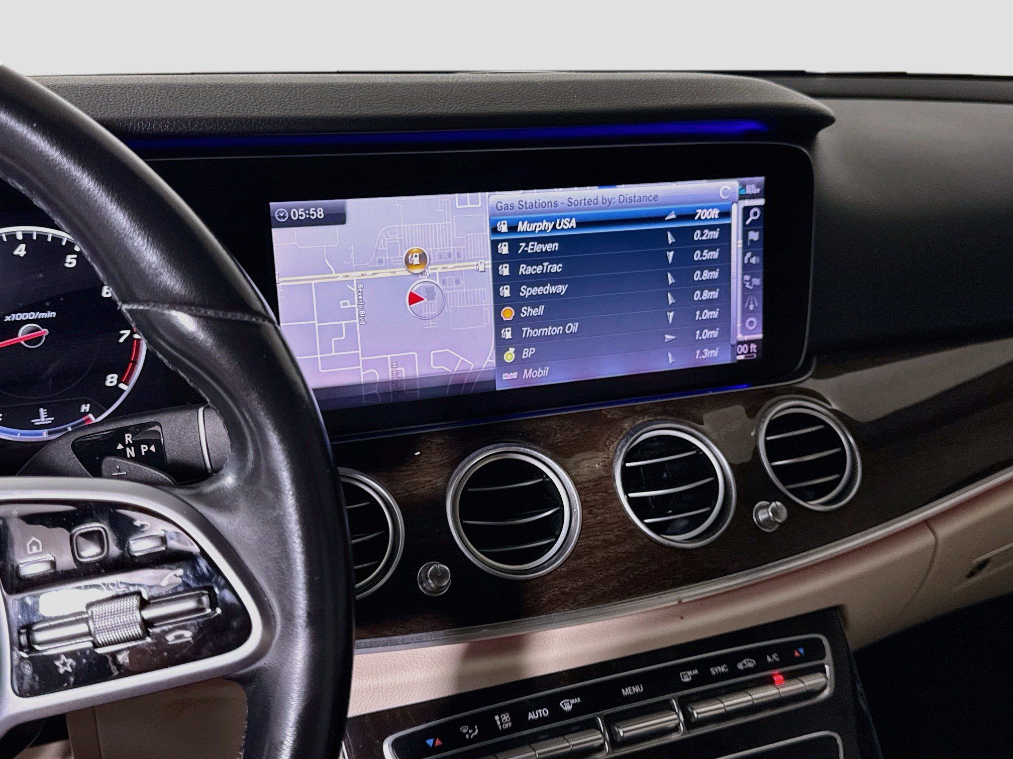 Used 2019 Mercedes-Benz E 300 w/ Premium 1 Package image 18