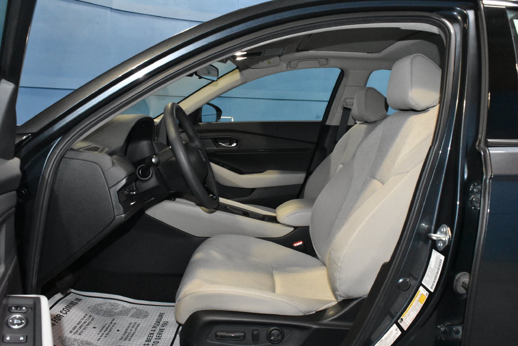 Used 2024 Honda Accord EX image 6