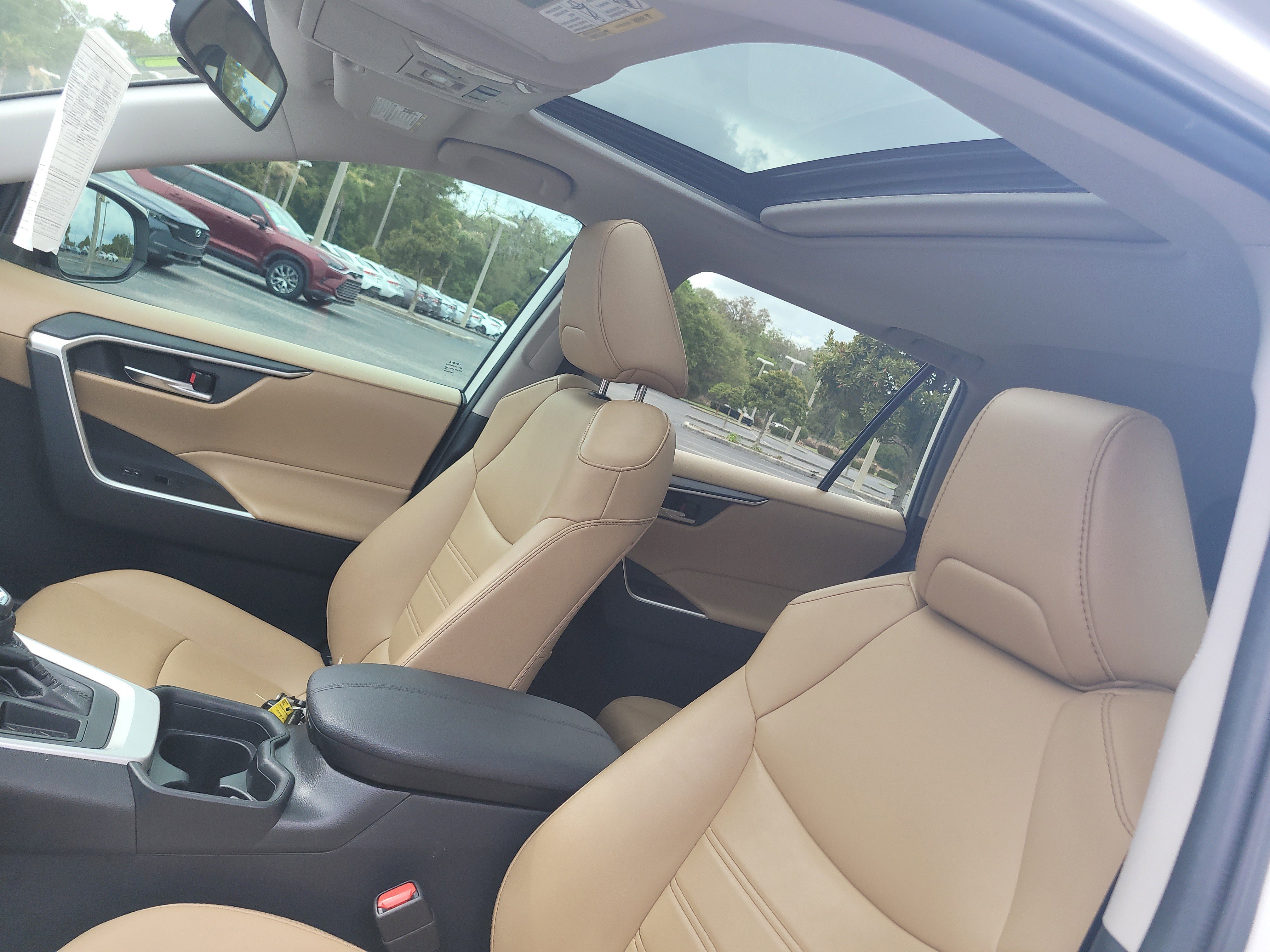 Used 2021 Toyota RAV4 XLE Premium FWD image 21