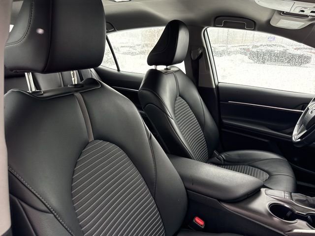 Used 2024 Toyota Camry SE image 36