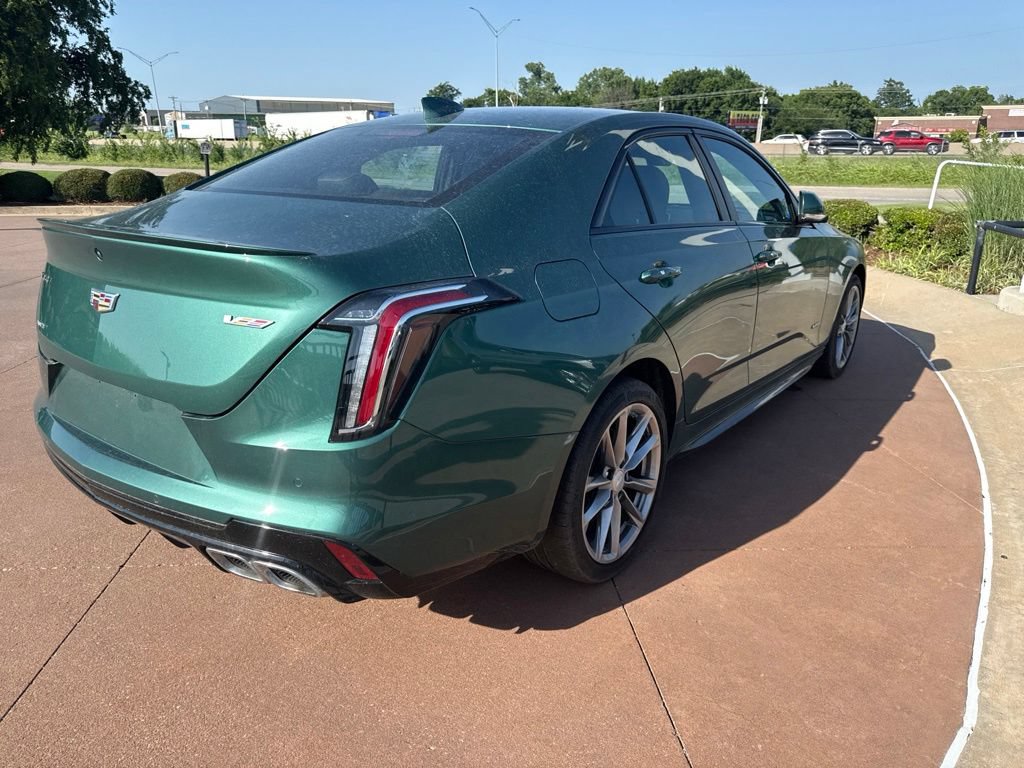 Used 2026 Cadillac CT4 V AWD/4WD image 3