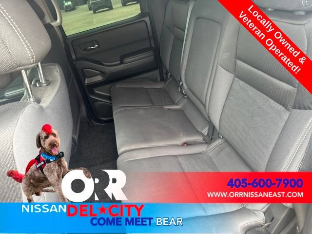 Used 2023 Nissan Frontier SV w/ Tow Package AWD/4WD image 11