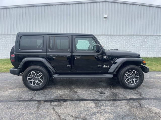 Used 2024 Jeep Wrangler Unlimited Sahara w/ Safety Group AWD/4WD image 17