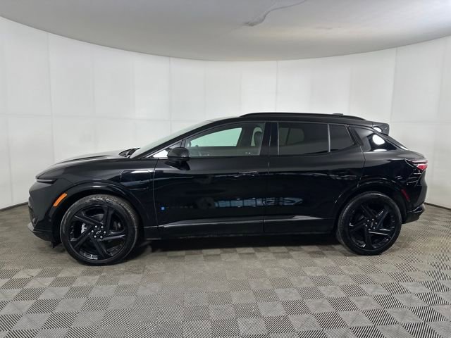 Used 2024 Chevrolet Equinox EV RS image 6