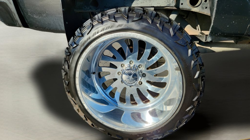 Used 2012 Chevrolet Silverado 2500 LT w/ Texas Edition image 33